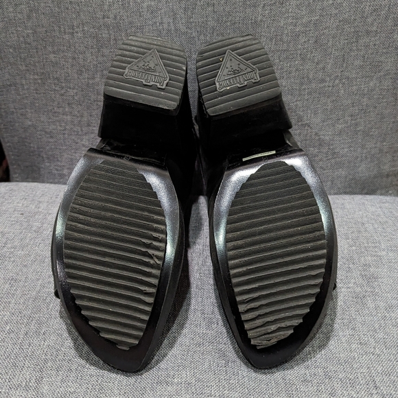 JOHN FLUEVOG Prepare Tent 2.0 Zip Sandals - Picture 8 of 14